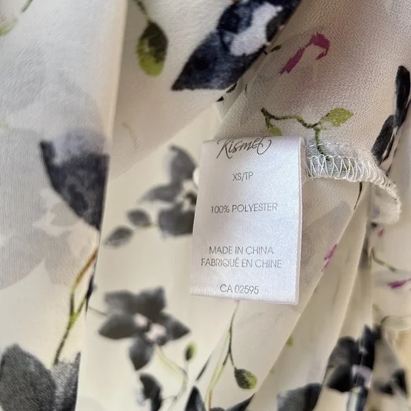 Kismet White Floral Blouse - Picture 3 of 13